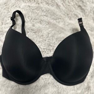 Victoria’s Secret 36D uplift semi demi black bra ￼